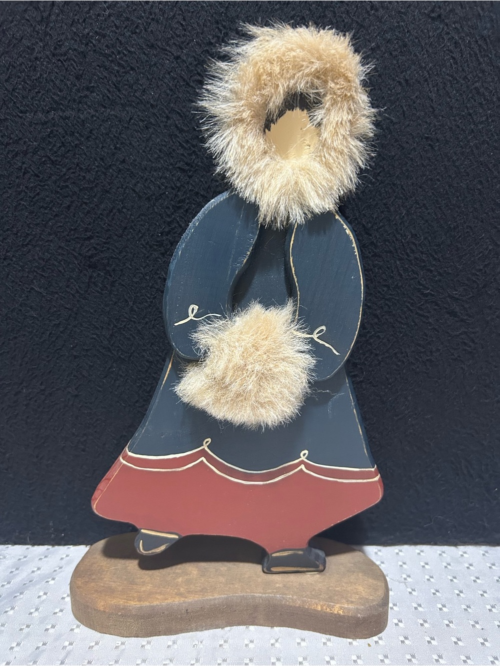 Memories Christmas Past Splinter's Niagara WI Wooden Female Skater 12"